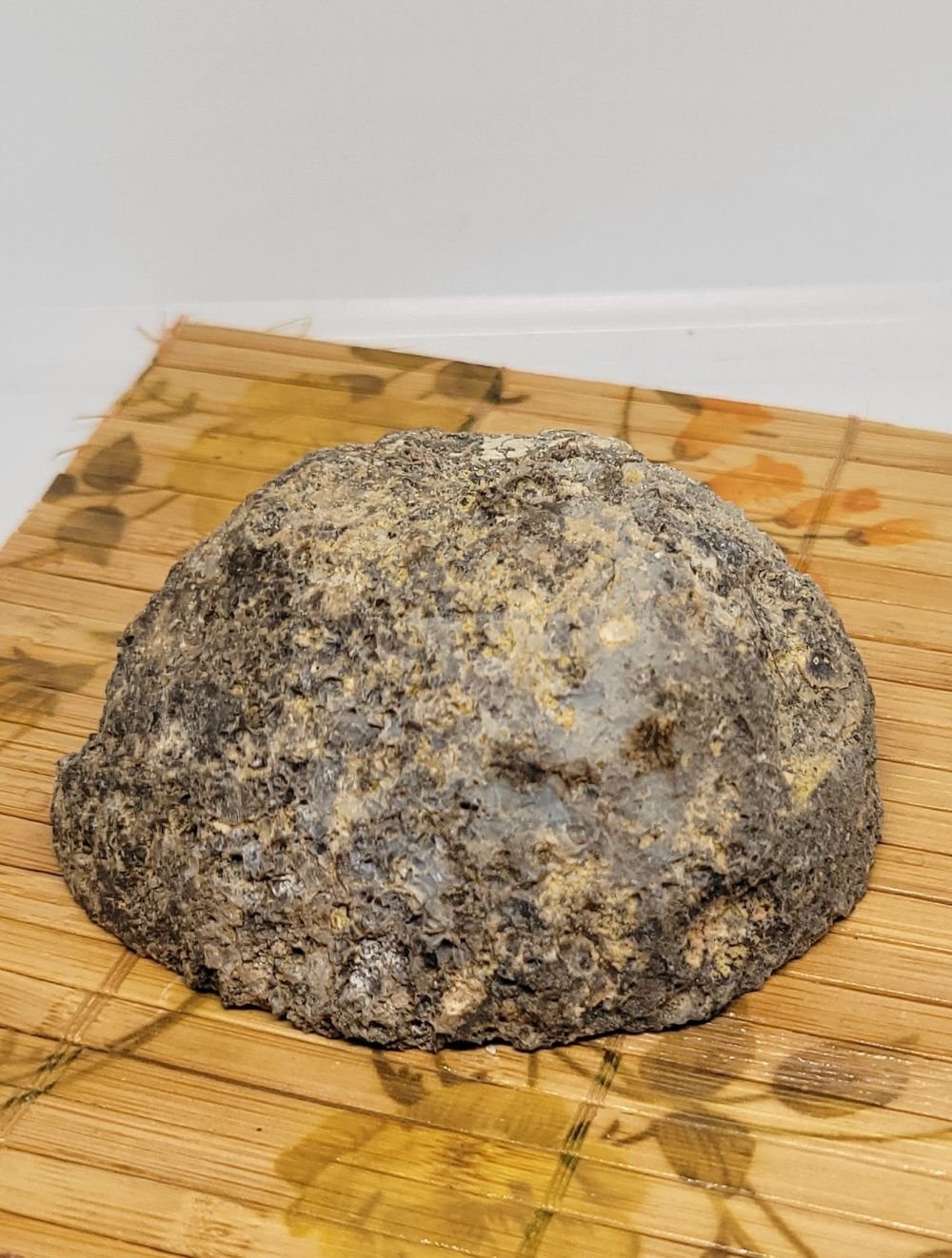 Pretty Geode 3.5" - Picture 3 of 11